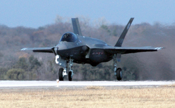 Donald Trump: Törökország visszakerülhet az amerikai F-35-ös programba