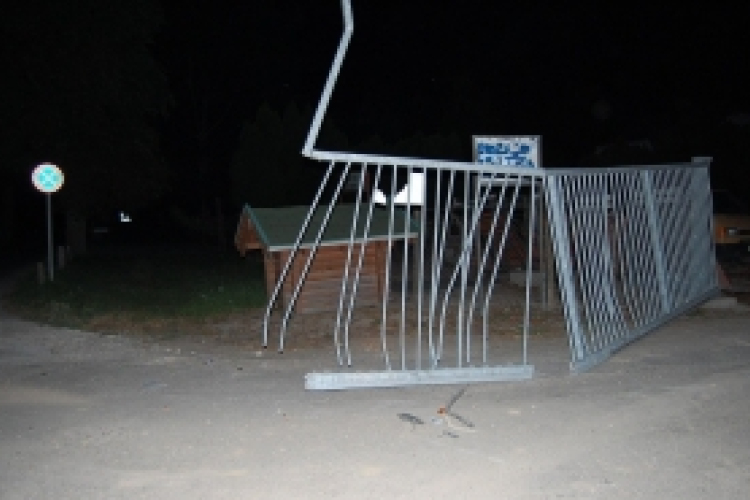 Lopott járművel okozott balesetet