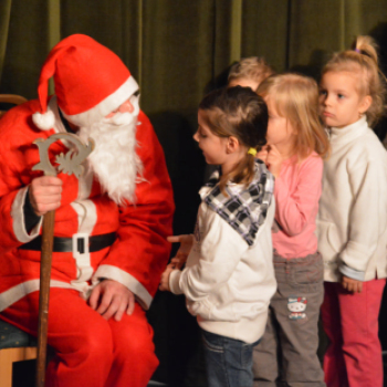 Mikulás járt a Fehér Ló Közösségi Házban (Fotó: Nagy Mária)