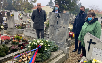 Tallós Prohászka Istvánra emlékeztek a Mosonmagyaróvári Köztemetőben