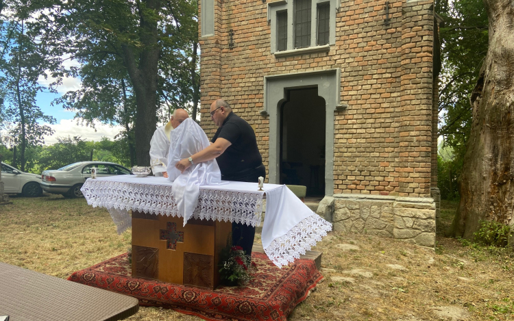 Megáldották az új Piéta-szobrot - fotók