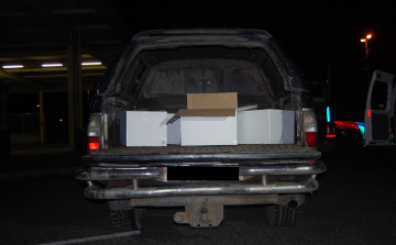 Kölcsönkért autóval szállították a vadkendert