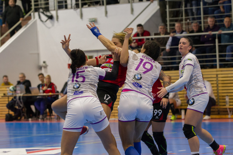 Mosonmagyaróvári Kézilabda Club – EUbility Group-Békéscsabai ENKSE 