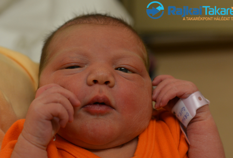 Orsós Maja Zoé, 3560 gr. Móvár