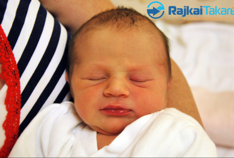 Adonyi Léna Anna, 2740 gr. Mosonmagyaróvár