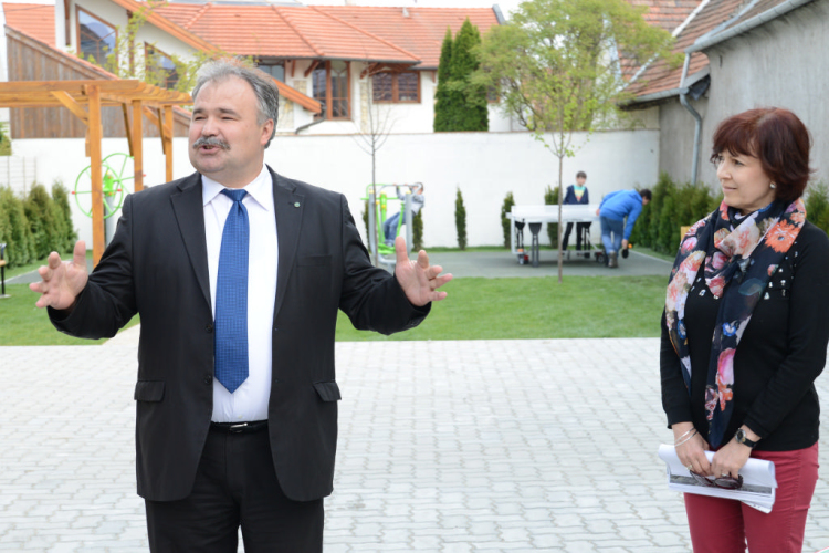  Pihenő Park és Kerékpár Megálló avatása (Belvárosi Játszótér)