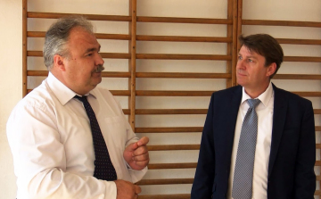 Képviselői segítség Jánossomorjának