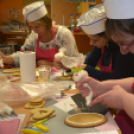 Sütemény díszítés a Pillangó Óvoda és Mini Bölcsődében 