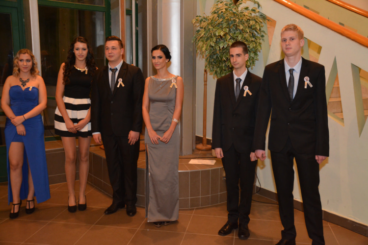 Kossuth Lajos Gimnázium szalagtűző - 12/G osztály