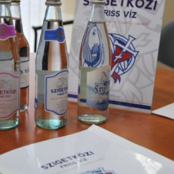 A Szigetközi Friss Víz és a Friss Fesztivál sajtótájékoztatója (Fotó: Nagy Mária)