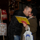 Kérsz egy ölelést? Jobb veled a világ! (fotó: Horváth Attila)