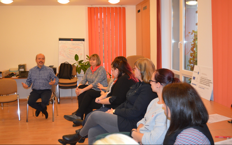 Építsünk hidat!  - mentálhigiénés szakmai tréning Mosonmagyaróváron