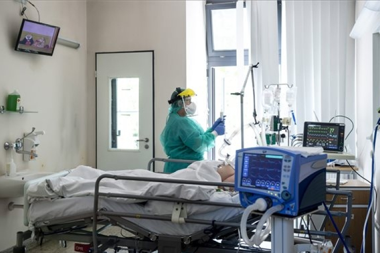 Meghalt 128 beteg, 1130-cal nőtt a fertőzöttek száma