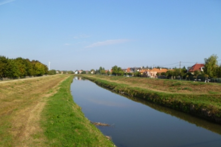 Árvíz - Harmadfokú készültség a Lajtán