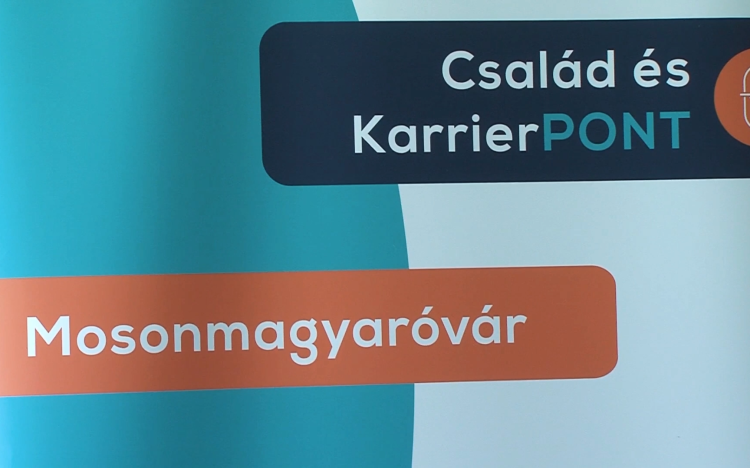 A nők helyzetén segítettek