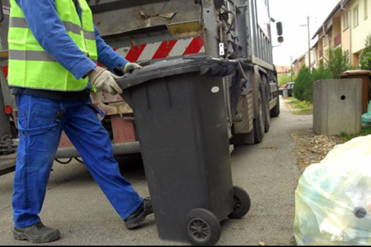 Tájékoztatás húsvéti ünnepi hulladékszállításról