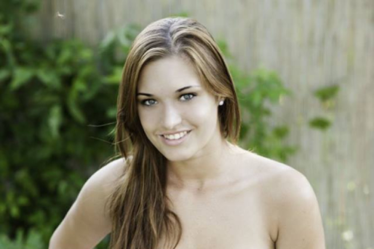 VÁRMEGYE SZÉPE verseny jelentkezői (2 kategória)