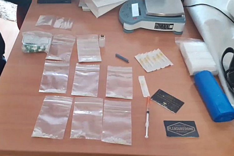 A DarkWebről rendelt kábítószert