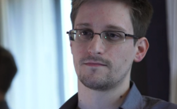 Titkos adatgyűjtés - A Jobbik politikai menedékjogot adna Snowdennek