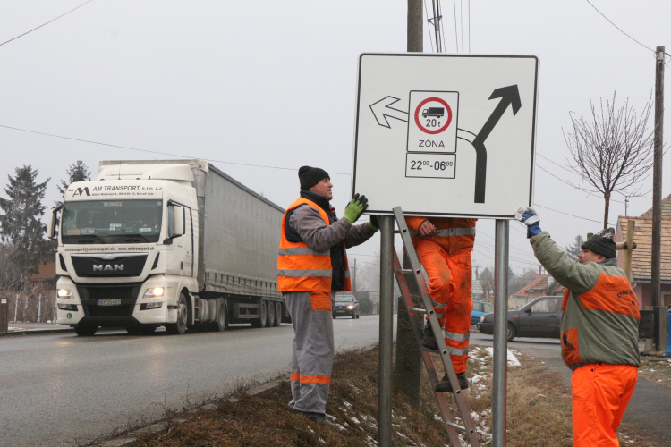 Éjszakai forgalomkorlátozás Jánossomorján