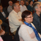 Kép mutatás - a Keresztény család (Fotó: Nagy Mária)