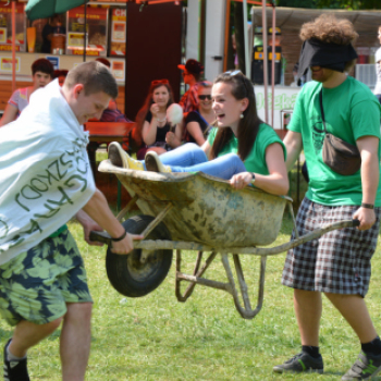 Paraszt olimpia (Fotó: Nagy Mária)