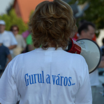 Gurul a város 2 (Fotó: Horváth Attila)