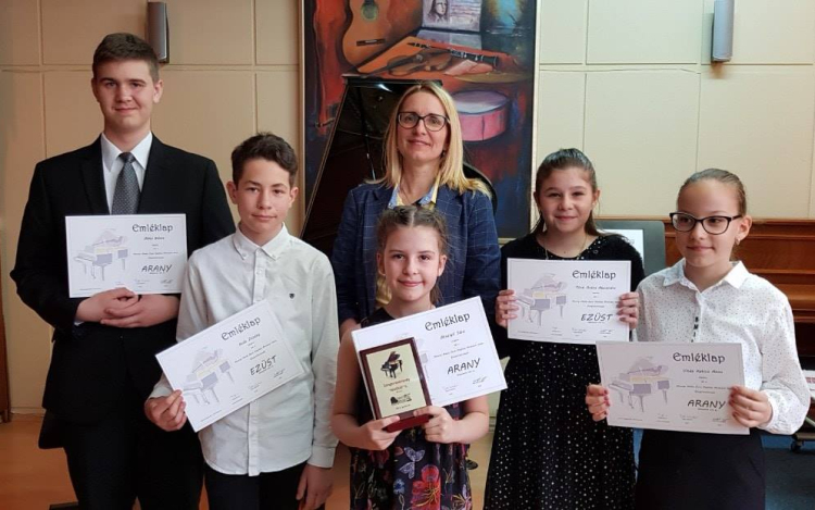 Sikeres volt a Mosonyi Mihály Zenei Alapfokú Művészeti Iskola zongoraversenye