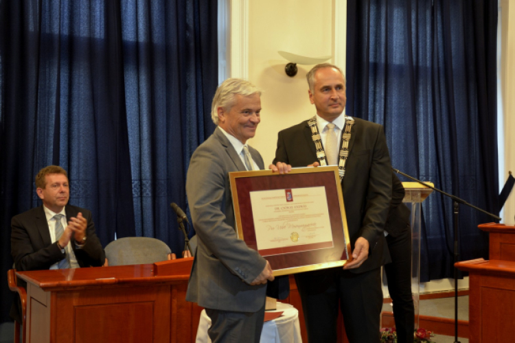 Pro Urbe Mosonmagyaróvár díj átadása 