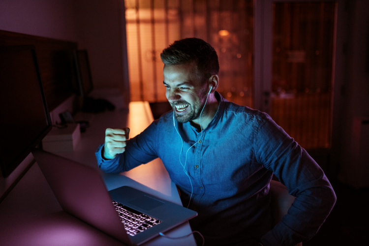 Félkarú rablót minden háztartásba!