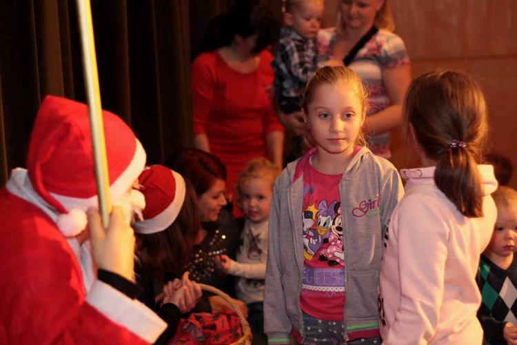 Mikulás váró a Fehér Ló közösségi házban