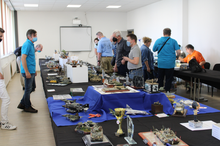 Makettkiállítás és konferencia