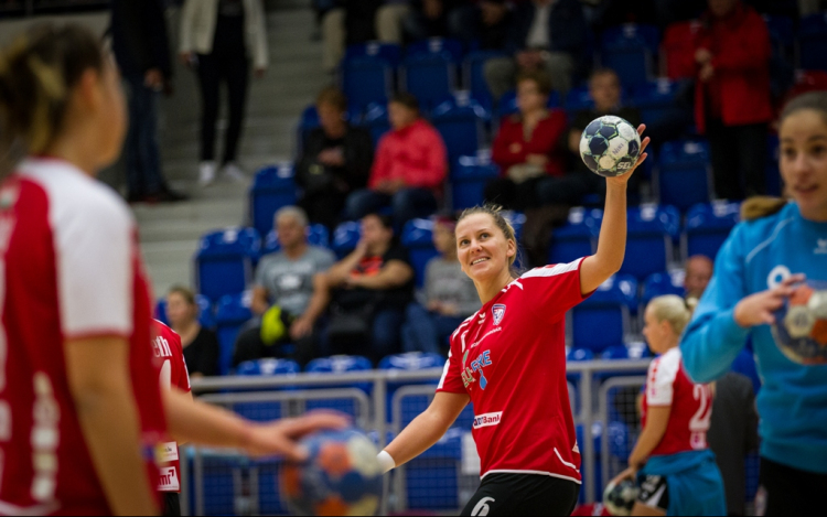 Interjú Farkas Veronikával az MKC irányítójával