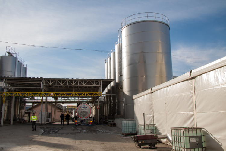 Új üzemcsarnokot avattak az Óvártej Zrt.-nél