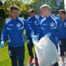 Az MKC SE és az MTE 1904 csapata is csatlakozott a Teszedd! önkéntes szemétszedő akciójához (Fotó: Bánhegyi István)