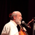 Maszkabál Gryllus Vilmos előadásában