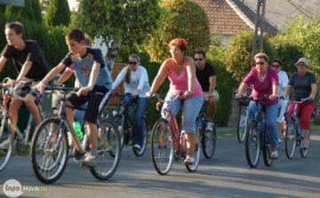 Gurul a Város időpont változás