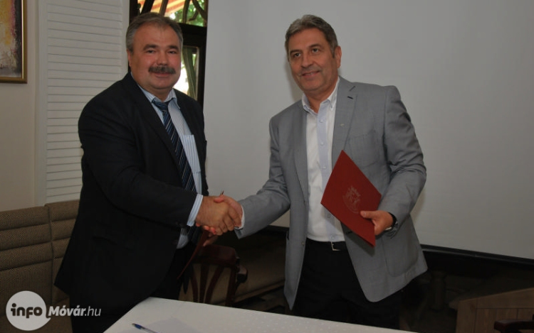 Kézilabdázókat nevelnek