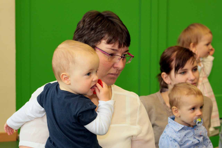 Mesekocsi - bábszínház a Pillangó óvoda és családi napköziben