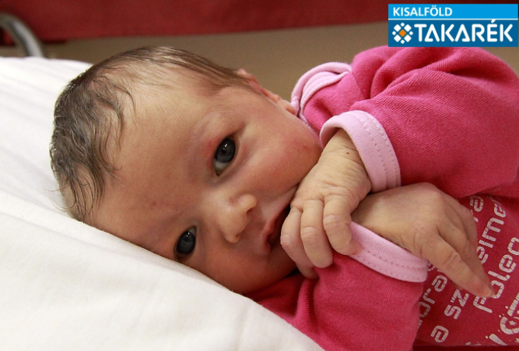 Karmazsin Lili, Csorna