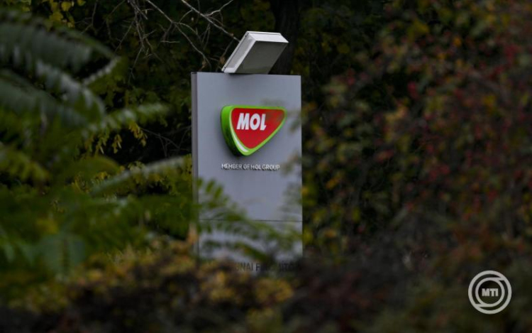 Mol: megérkeztek Ukrajnába a Barátság vezetéken az újraindulás utáni első kőolajszállítmányok