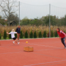 Mosonmagyaróvári Kéziladba Club látogatása a Szent Márton Általános Iskolában, Halásziban