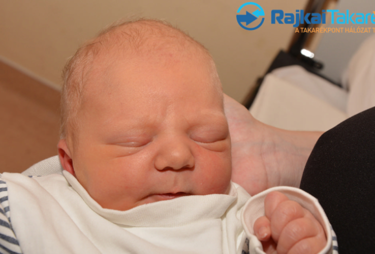 Aemmer Markó Benjamin, 3850 gr. Halászi