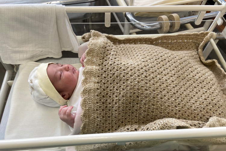 Átadták a megújult, családbarát szülészetet 