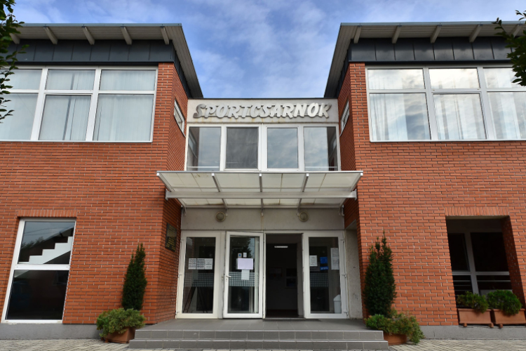 UFM Nemzetközi Női Kézilabda Kupa: MKC SE (HUN) – Slavia Praha (CZE) (29-28)