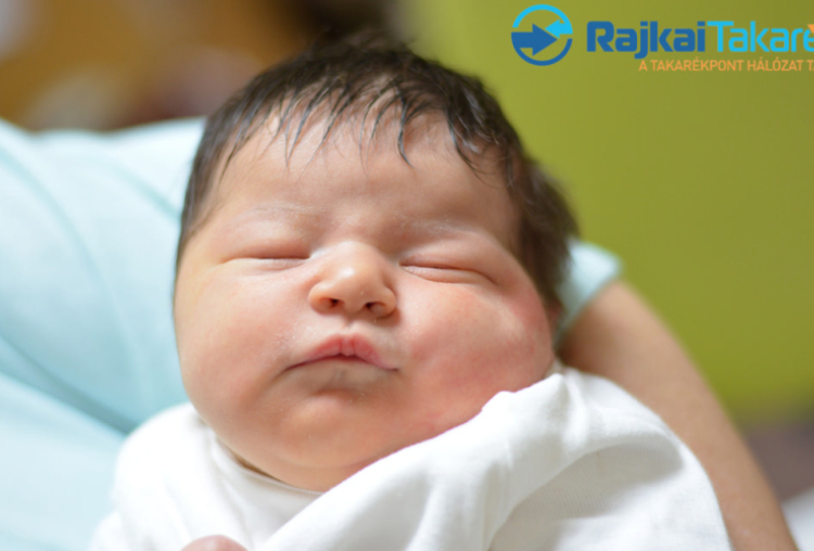 Bronz Émi, 4001 gr. Móvár