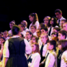 A Szélkiáltó együttes koncertje a Piarista Iskola Gyermekkarának közreműködésével (Fotó: Stipkovits Veronika)