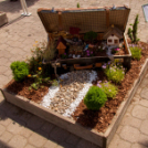 Apró Kezek, Csodakertek