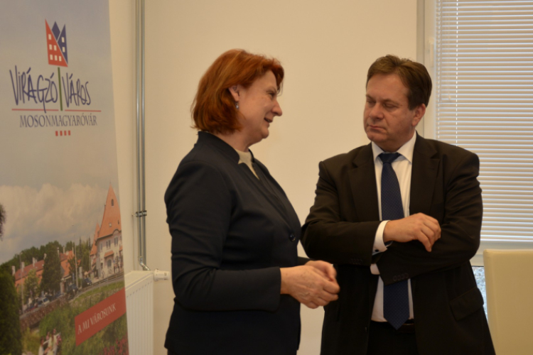 Megújult a Család- és Gyermekjóléti Központ 