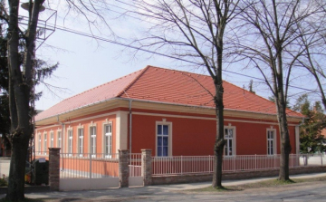 Nyári nagytakarítás az Ujhelyi Iskolában